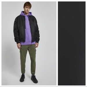NWT. Pull & Bear Black Bomber Jacket with Front Padding. Size M.